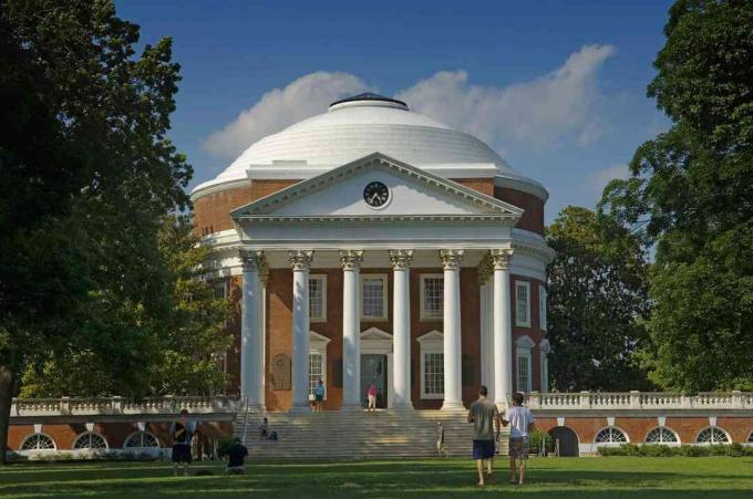 VS, Virginia, University of Virginia Rotunda en academisch dorp. Opgericht door Thomas Jefferson; Charlottesville
