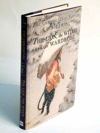 C.S.Lewis '' The Lion, The Witch, & The Wardrobe '