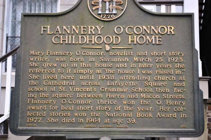 Plaquette in het ouderlijk huis van Flannery O'Connor