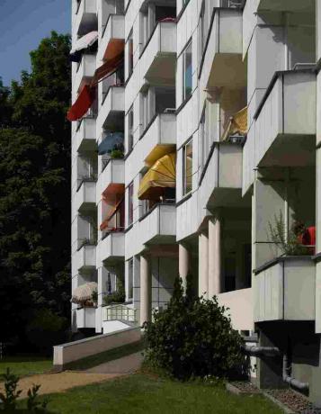 Foto van 1957 hedendaagse Duitse woningbouw door Alvar Aalto.