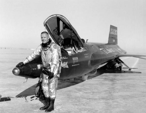 Neil Armstrong met X-15.