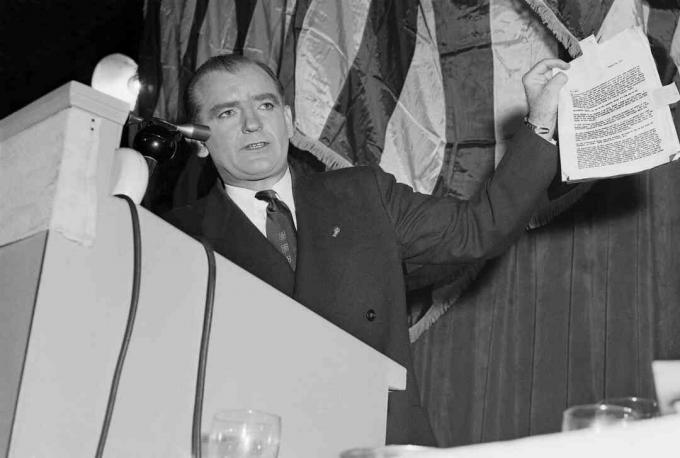 foto van senator Joseph McCarthy