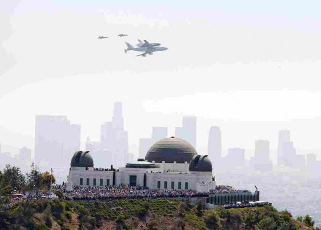 Griffith Observatory en Space Shuttle Endeavour.