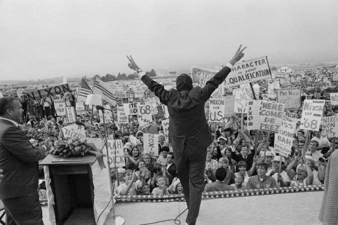 Richard Nixon voert campagne in 1968