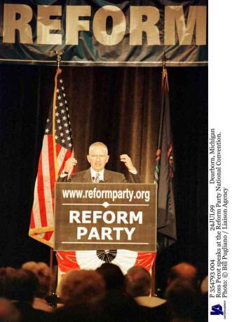 Ross Perot spreekt op de nationale conventie van de hervormingspartij